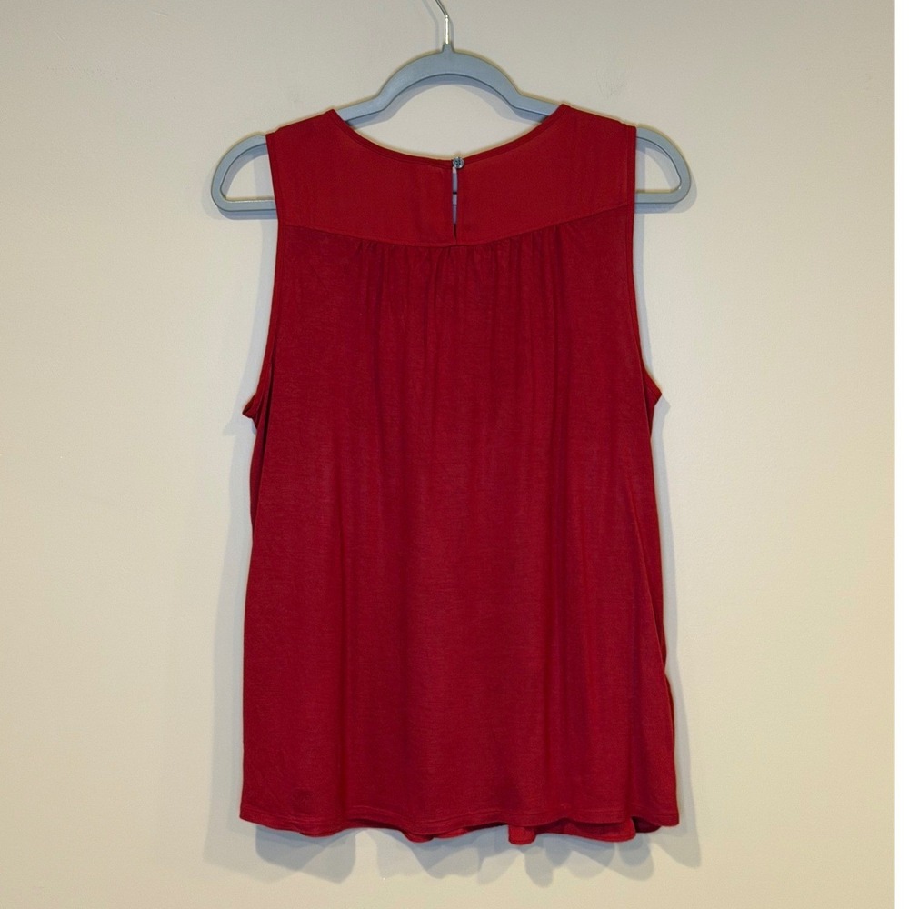 Loft Womens Sleeveless Pleated Front Blouse Red Large Flowy Keyhole Back Top - Picture 5 of 5